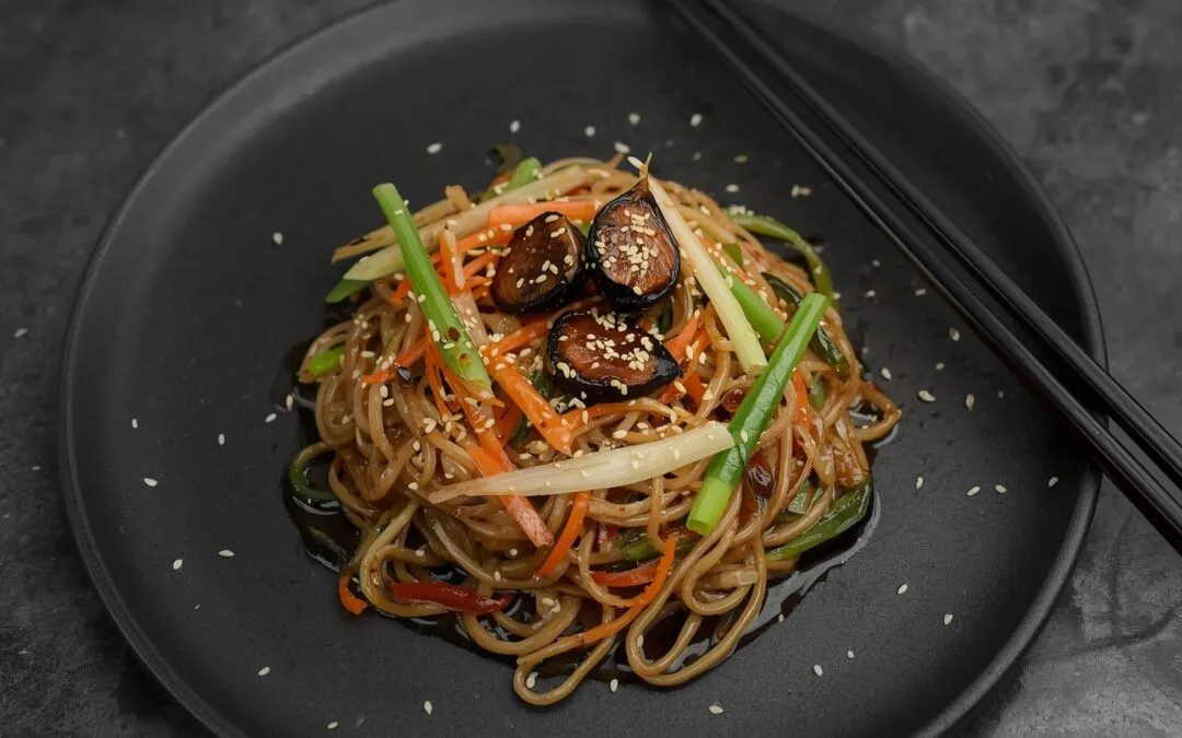 Yakissoba com Alho Negro