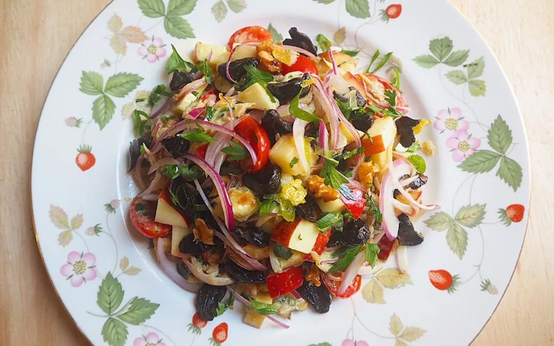 Salada de Bacalhau com Alho Negro