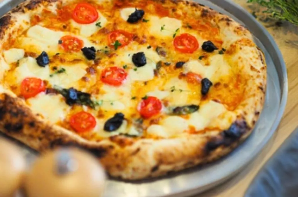 Tendências 2026: Alho Negro nas Pizzarias Gourmet